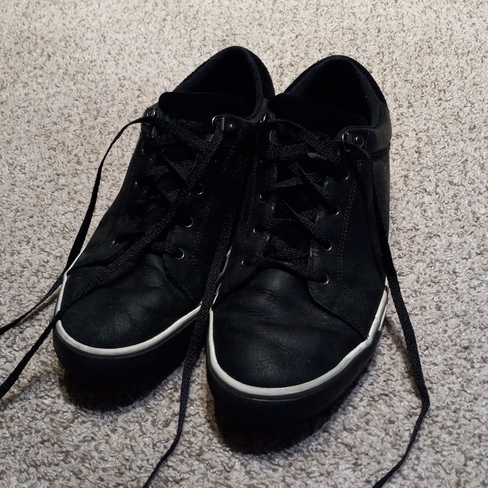 UGG men's 11.5US waterproof shoes/sneakers, $298.00